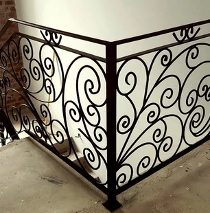 Corn balustrade in iron