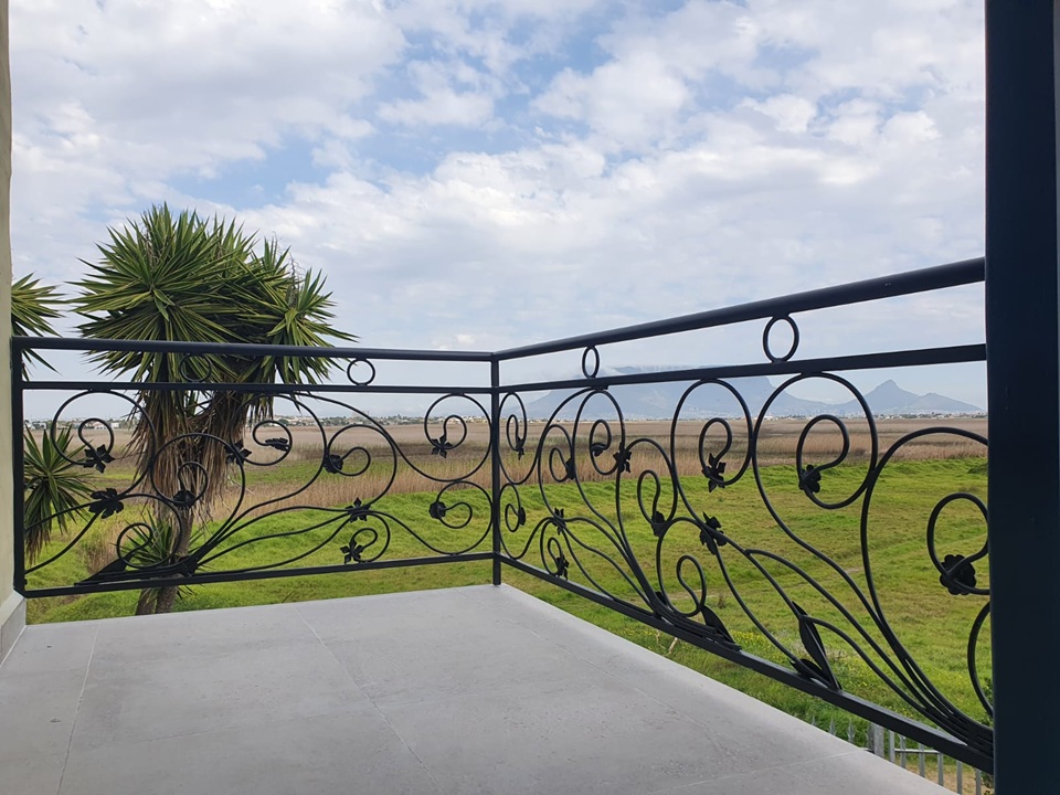 Scrolled Balustrade
